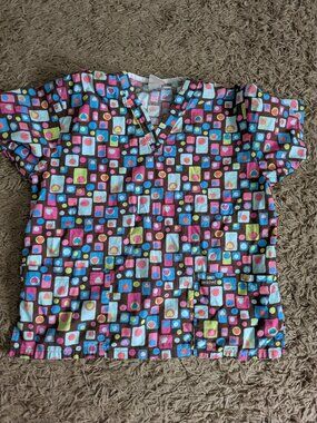 Nurse Medical Scrub top - Women's XL, multicolor print, Peaches brand